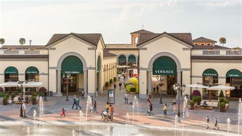 negozio gucci derravalle scrivia|SERRAVALLE DESIGNER OUTLET: Tutto quello che .